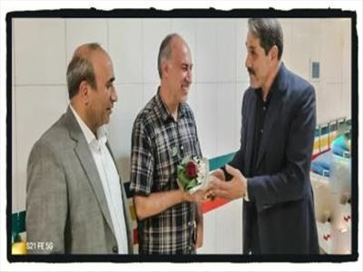 تجلیل دکتر داوودی از پزشکان با حضور در بیمارستان
