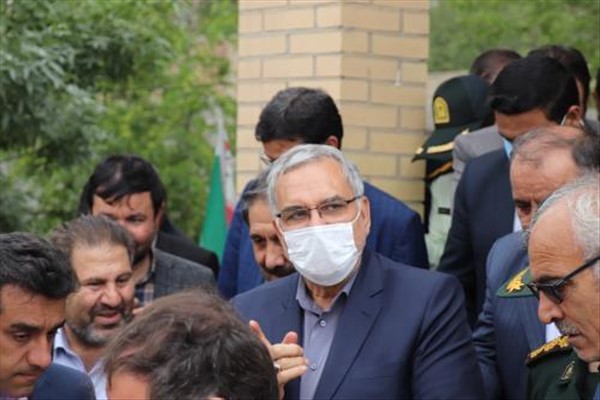 سفر وزیر بهداشت به شهرستان سراب