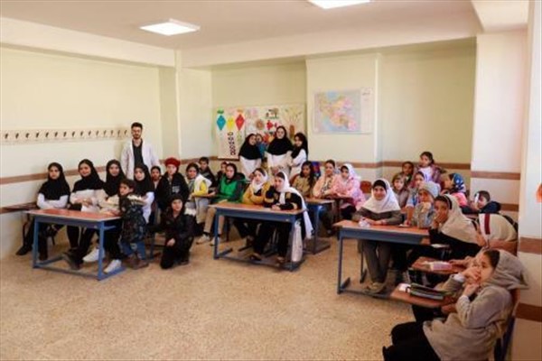 ارائه خدمات جهادی سلامت به شهروندان سرابی