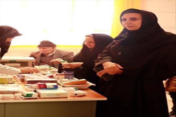ارائه خدمات جهادی سلامت به شهروندان سرابی